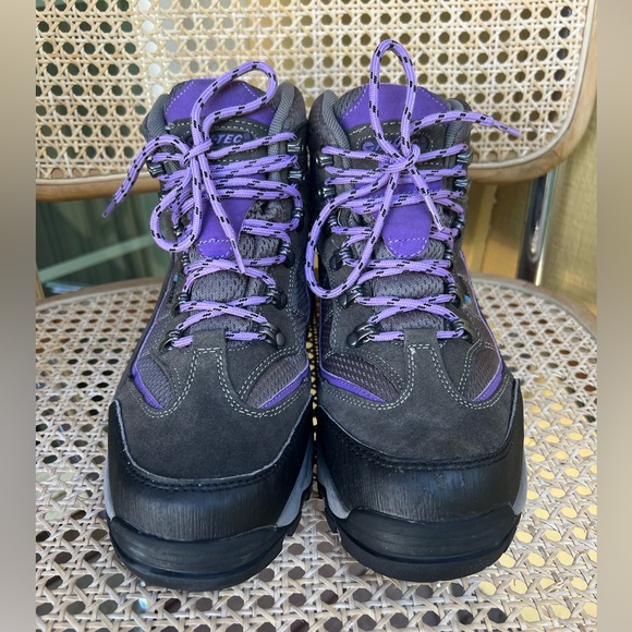 Hi-Tec Waterproof Hiking Boots size 10 - Picture 2 of 6